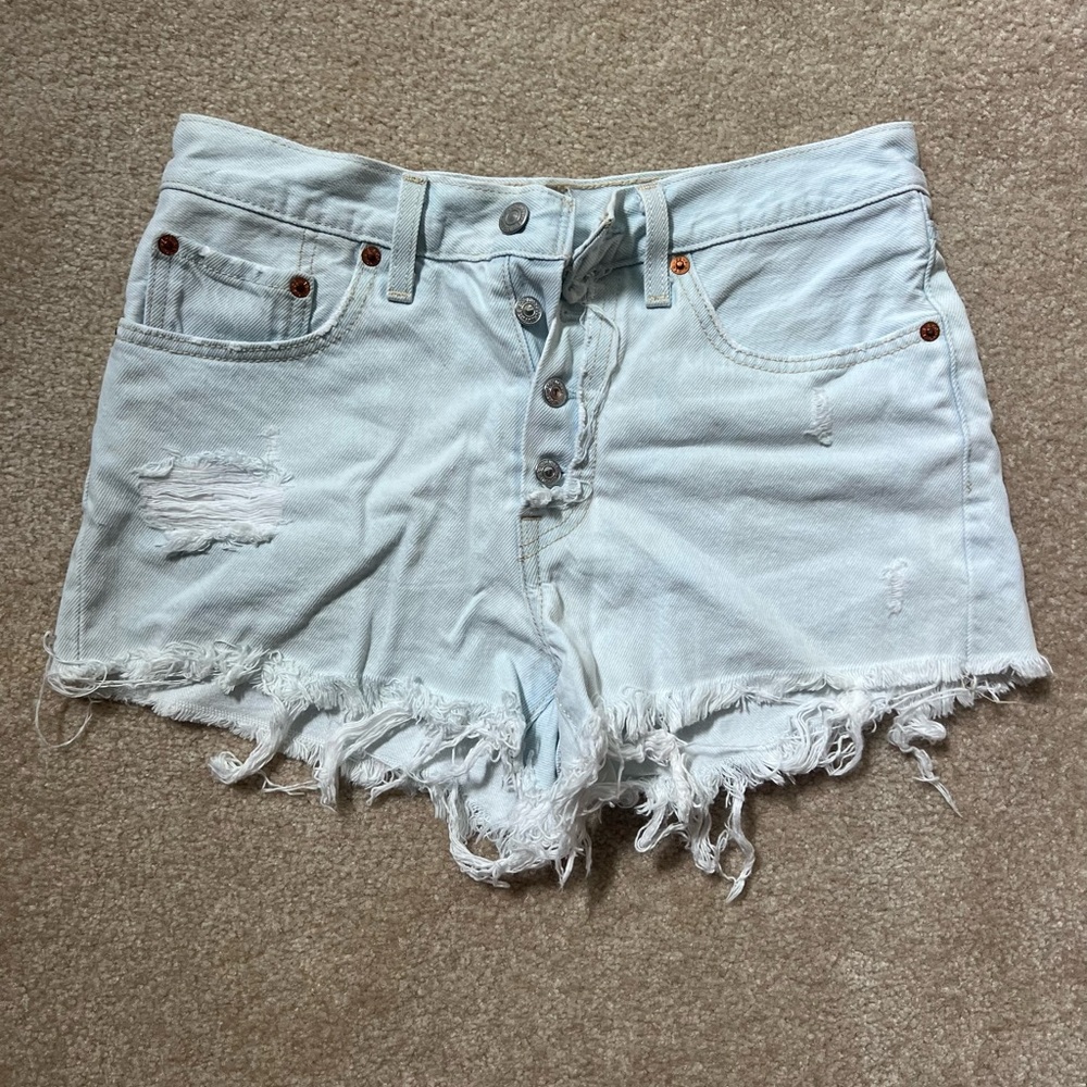 Levi’s shorts